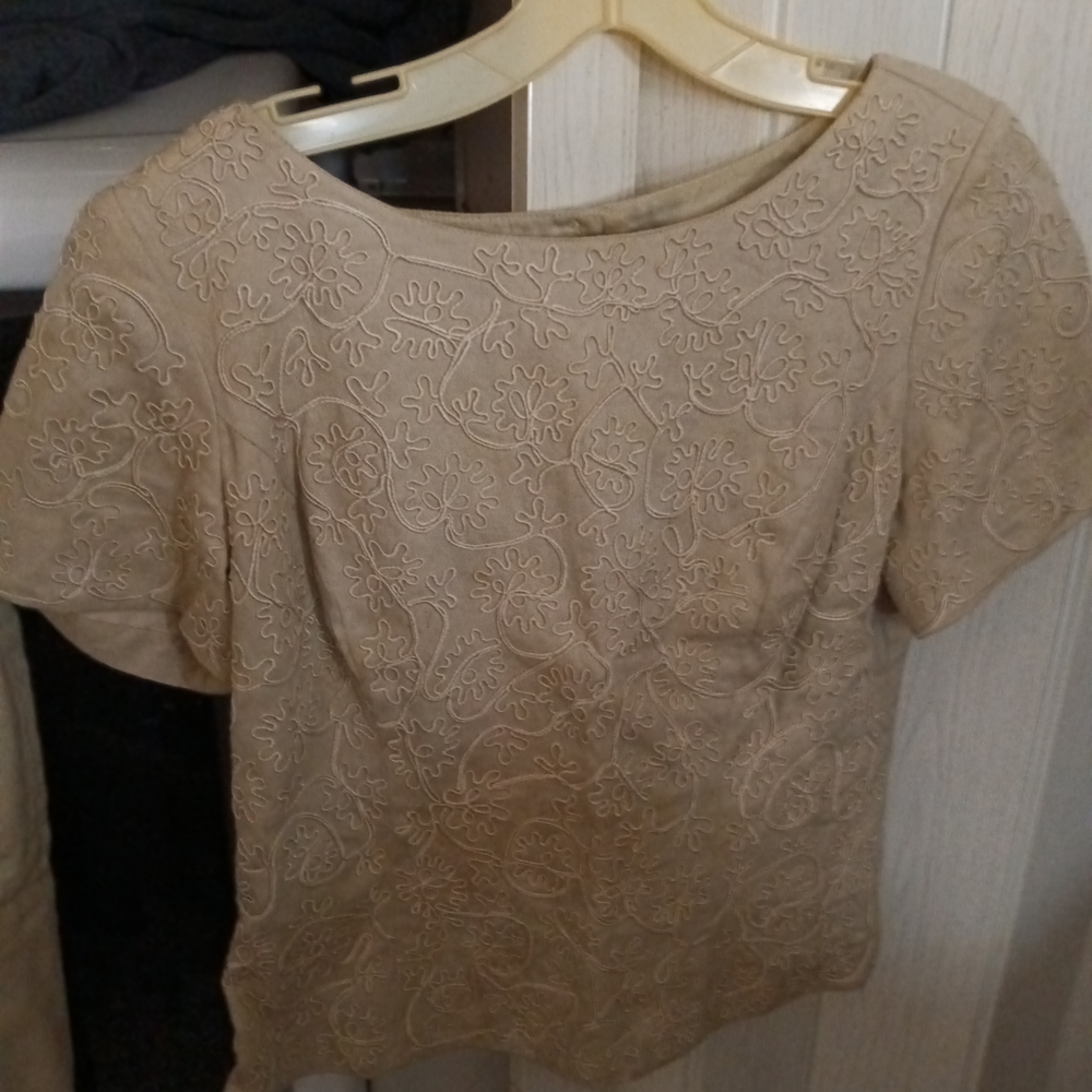 Sarah Elizabeth Beige Floral Embroidered Blouse